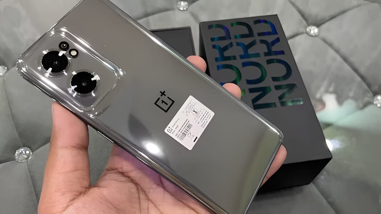 OnePlus Nord 2T 5G – Stylish Mid-Range Smartphone with 200MP Camera Just for 12,999