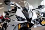 Yamaha R15 V4 India Launch 2025: 150cc Performance, Features & Riding Comfort