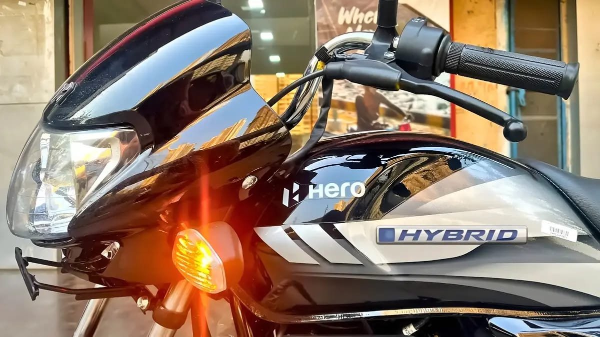 Hero HF Deluxe Flex Hybrid Launched At ₹35,000… 90Km/h Mileage, LED Headlight, TFT Display, Disc Brake